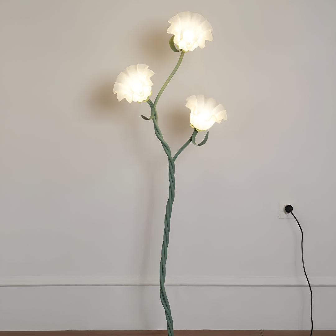
Floral Petal Floor Lamp Sculptural Multi-Head Design