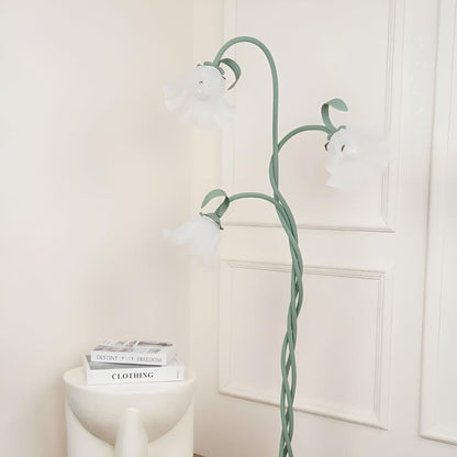 Floral Petal Floor Lamp Sculptural Multi-Head Design